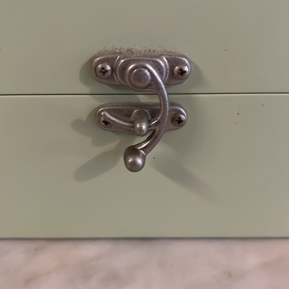 Yellow Roses Keepsake Box - Picture 3 of 12